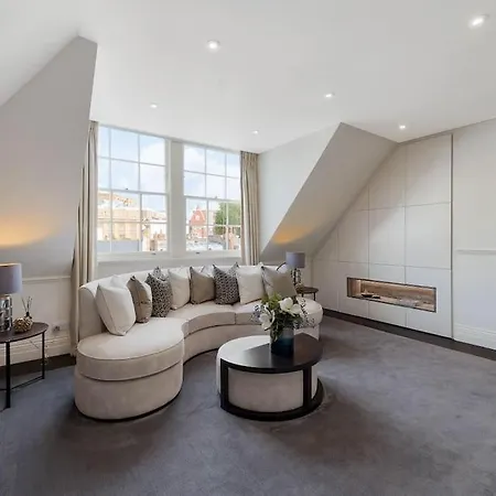 Wonderful Knightsbridge Apartment By Harrods London Exterior photo